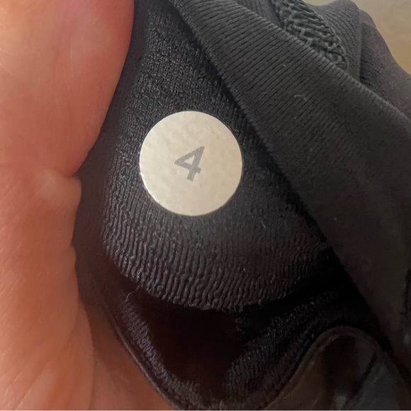 Lululemon What The Sport Short Full-On Luxtreme Scratch Match Black Multi 4 - Picture 9 of 9